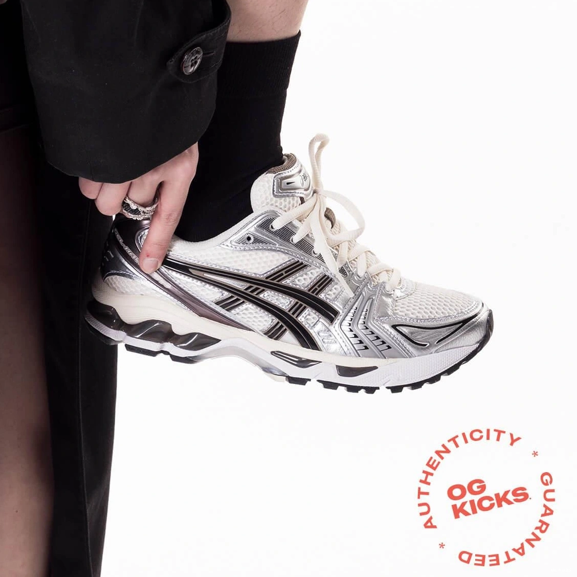 Plum 14 Black Metallic ASICS Gel-Kayano Cream 0825